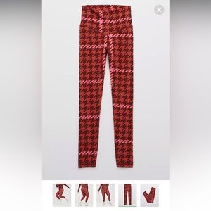 Offline by Aerie Royal Berry Real Me Xtra 7/8 legging hi-rise. Size XS